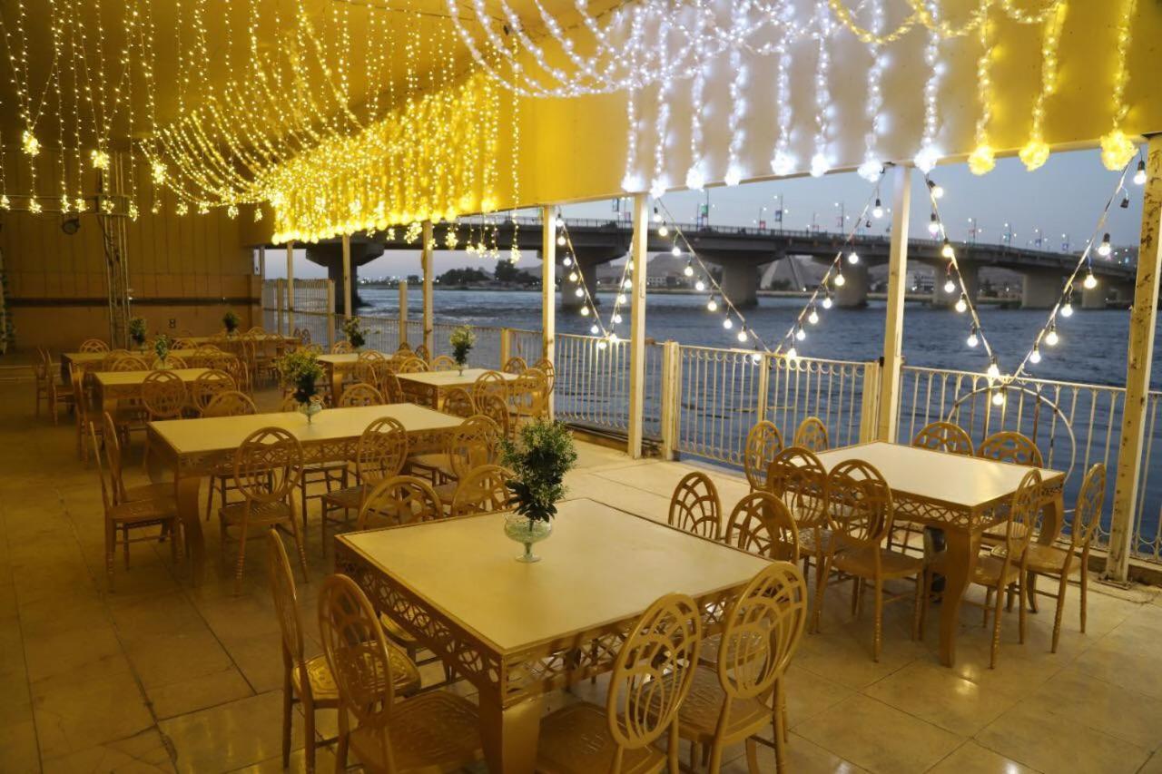 Hotel Ship Queen Isis Elminya Menia Exterior foto